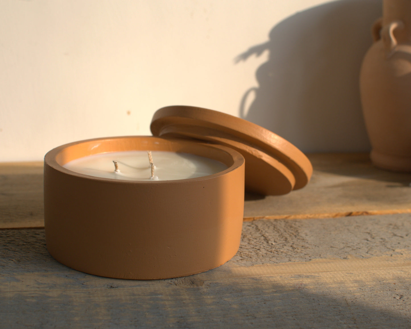 Indoor & Outdoor Candle (summer solstice: lavender, eucalyptus & lemon)